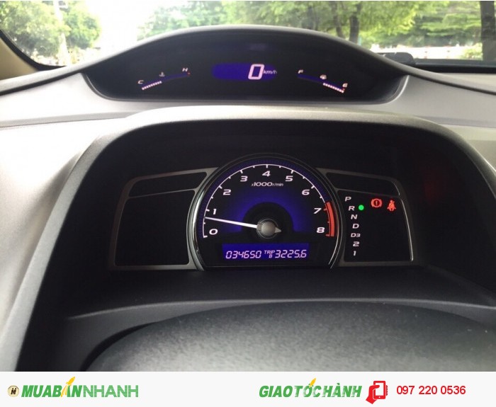 Bán Honda Civic 1.8AT cũ đời 2012, màu trắng