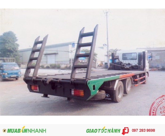 Xe chở máy công trình,xe nâng đầu HYUNDAI HD210