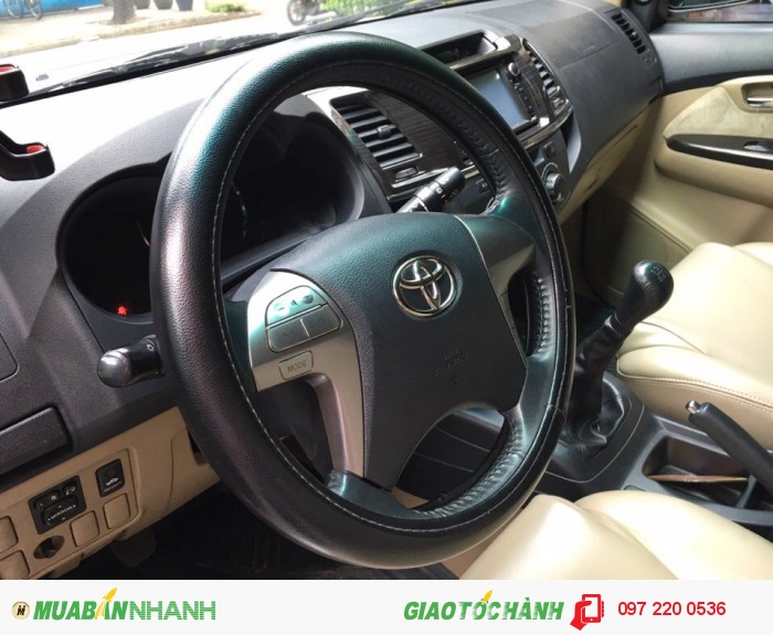 Bán Toyota Fortuner máy dầu 2014 cũ, màu bạc