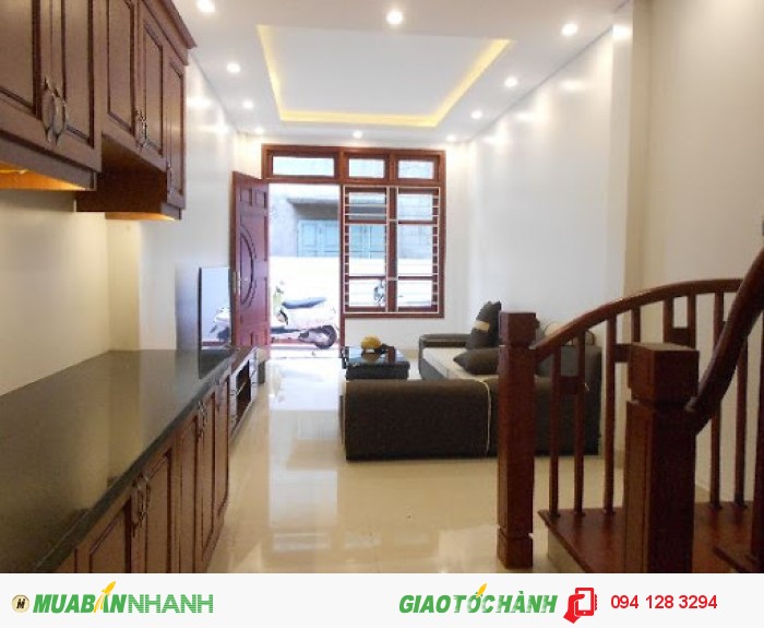 Bán nhà đối diện sân bóng Mậu lương. Dt:36m2*4 tầng,mt:3,5m. Giá: 1,6 tỷ