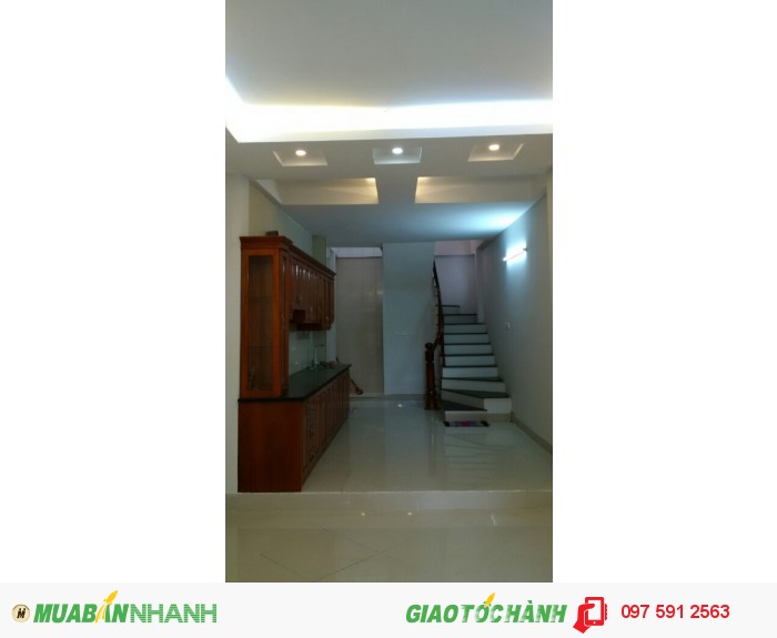 Bán nhà ngõ 101 Thanh Nhàn, Hai Bà Trưng. Dt 40m2x5t, Giá 2,65 tỷ. SĐCC