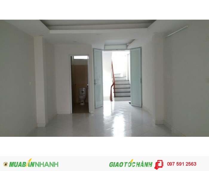 Bán nhà đẹp Trường Chinh (35m2x5t)ngay ngã Tư Sở khu quân đội ô tô nhỏ đỗ cửa, giá 3.05 tỷ