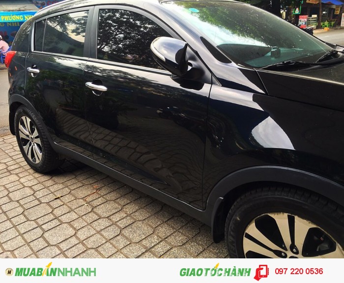 Cần bán xe KIA SPORTAGE 2.0 TLX  đời 2010, nhập khẩu nguyên con nội địa Hàn Quốc màu đen