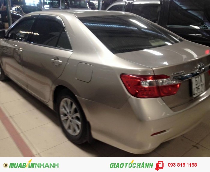 Bán Camry 2.0E sản xuất 12/2012 5 Chỗ Nhập khẩu màu ghi vàng