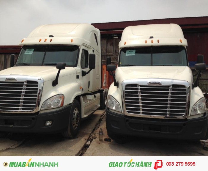 Freightliner 2 giường sx 2012 máy detroit , cascadia 2013 máy cummins 1 cam 2 giường