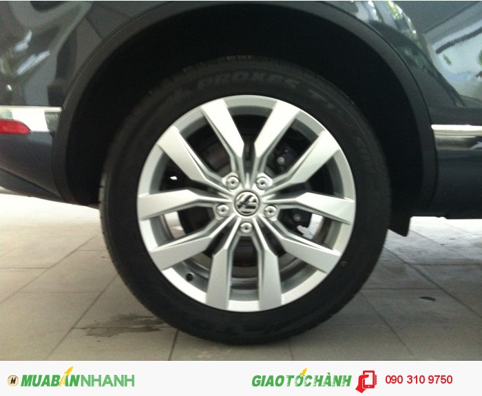 Đẳng cấp dành cho quý doanh nghiệp Volkswagen Touareg 3.6 ưu đãi 5% giá xe