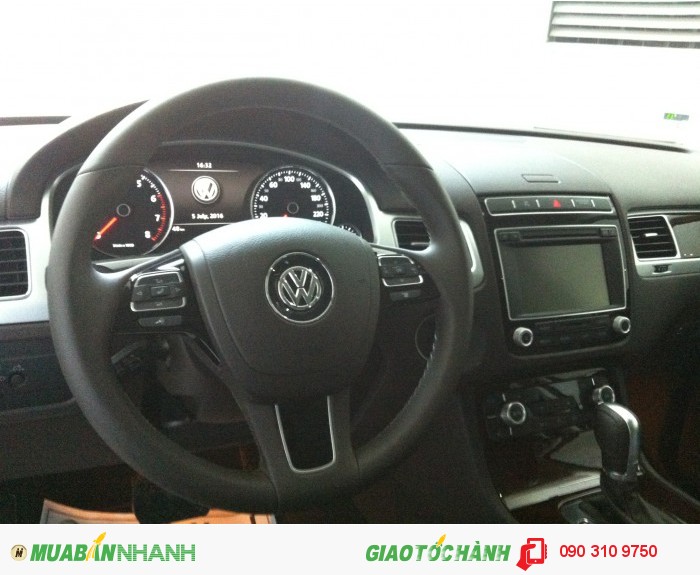 Đẳng cấp dành cho quý doanh nghiệp Volkswagen Touareg 3.6 ưu đãi 5% giá xe