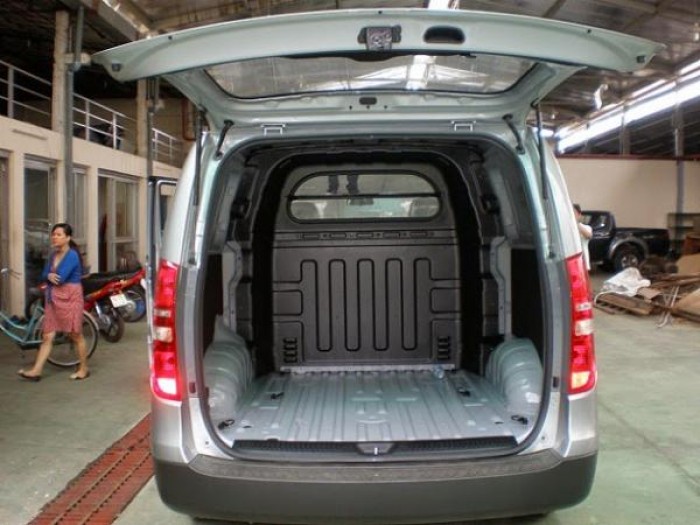 Starex 2.4 AT 9 chỗ – Xăng - Gía Ưu Đãi Tại Hyundai Kinh Dương Vương