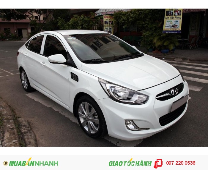 Bán Hyundai Accent 1.4AT xe nhập nguyên con màu trắng