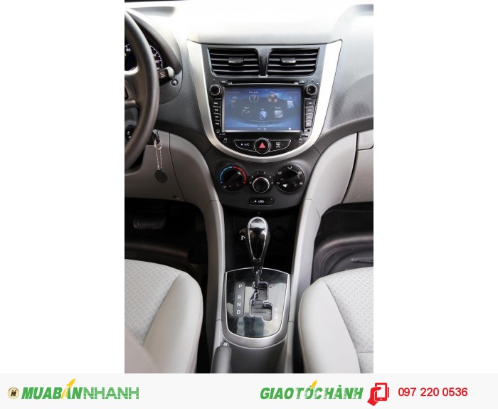 Bán Hyundai Accent 1.4AT xe nhập nguyên con màu trắng