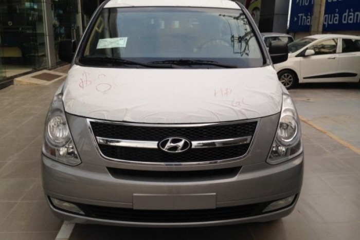 Hyundai Starex 2.4MT 9 chỗ – Xăng - Đang Giảm Gía Tháng Hot