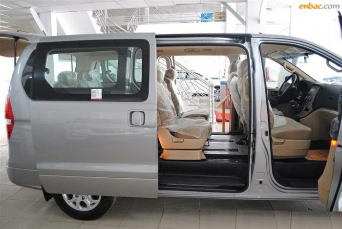 Hyundai Starex 2.5MT 9 chỗ - Máy Dầu - Gía Đang Khuyến Mãi