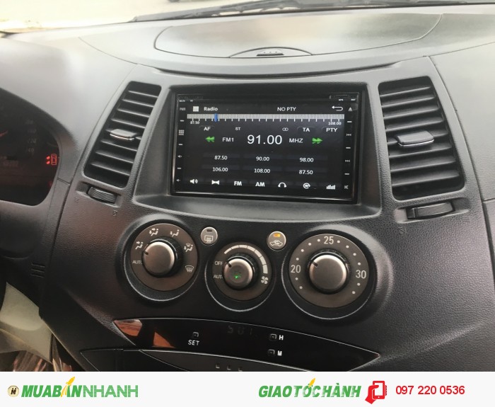 (Mitsubishi) Grandis 2009 vàng cát