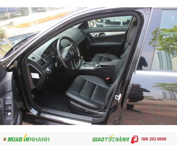 Mercedes C300 2010 màu đen