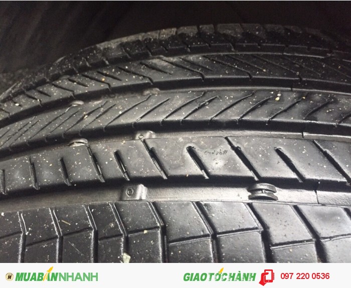 (Mitsubishi) Grandis vàng cát, full đồ chơi