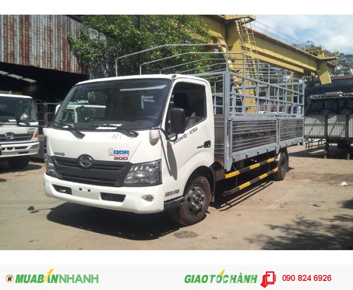 Bán xe tải Hino 3T7 XZU720 thùng kín nhập khẩu