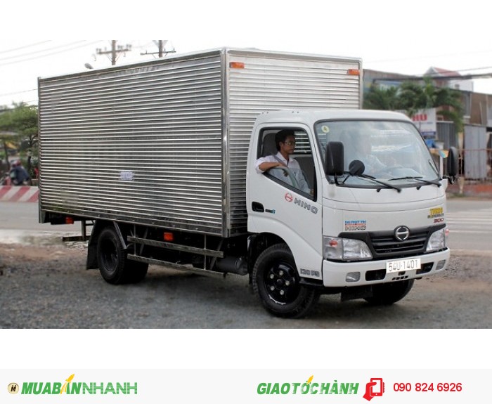 Bán xe tải Hino 3T7 XZU720 thùng kín nhập khẩu