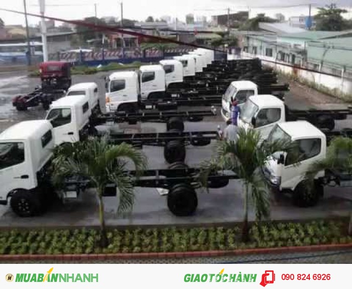 Bán xe tải Hino 3T7 XZU720 thùng kín nhập khẩu