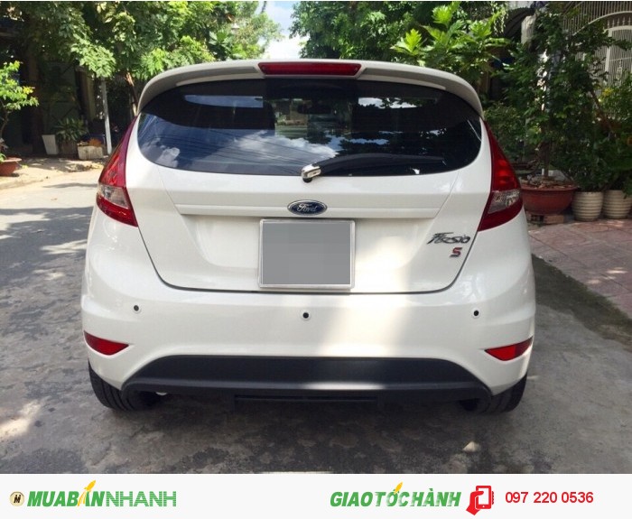 FORD Fiesta S AT, máy xăng số tự động hatback
