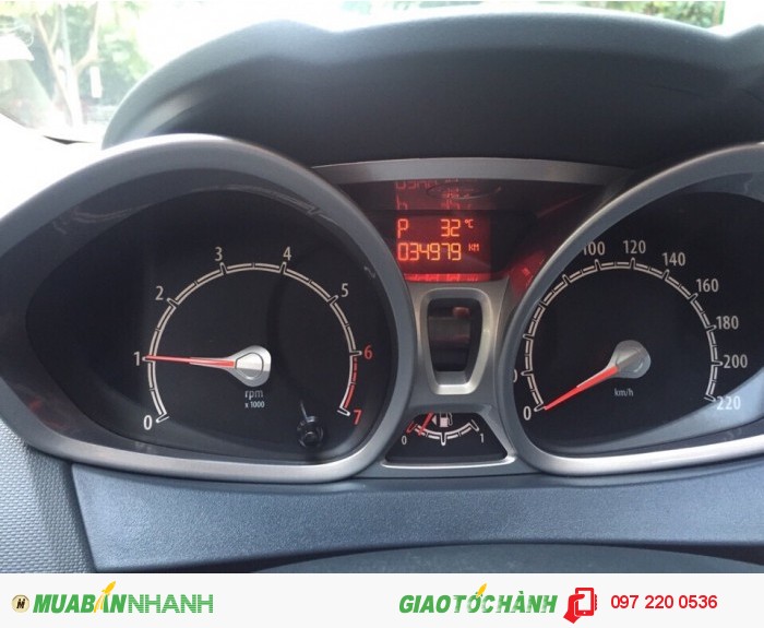 FORD Fiesta S AT, máy xăng số tự động hatback
