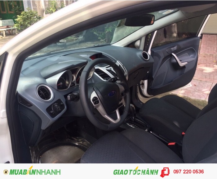FORD Fiesta S AT, máy xăng số tự động hatback