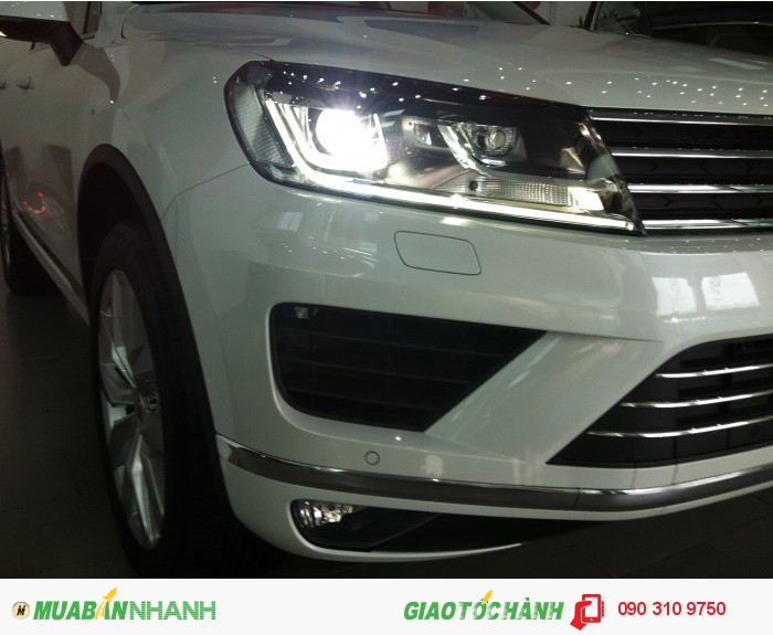 Đẳng cấp dành cho quý doanh nghiệp Volkswagen Touareg 3.6 ưu đãi 5% giá xe