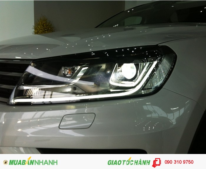 Đẳng cấp dành cho quý doanh nghiệp Volkswagen Touareg 3.6 ưu đãi 5% giá xe