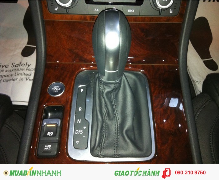 Đẳng cấp dành cho quý doanh nghiệp Volkswagen Touareg 3.6 ưu đãi 5% giá xe