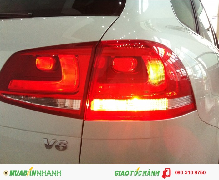 Đẳng cấp dành cho quý doanh nghiệp Volkswagen Touareg 3.6 ưu đãi 5% giá xe