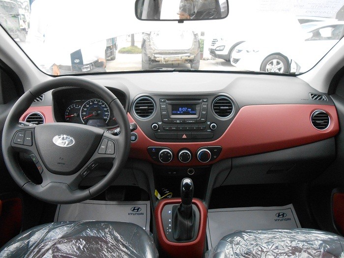 Hyundai i10 1.2 AT 2016 trả góp tại HCM