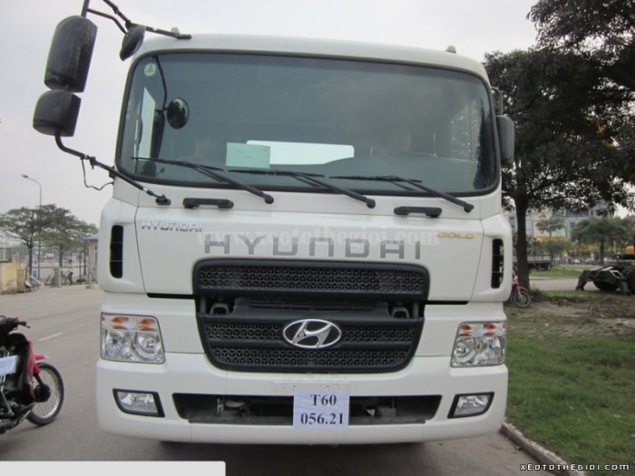 Xe tải Hyundai HD320 tải trọng 19 Tấn, Thùng dài 9m6