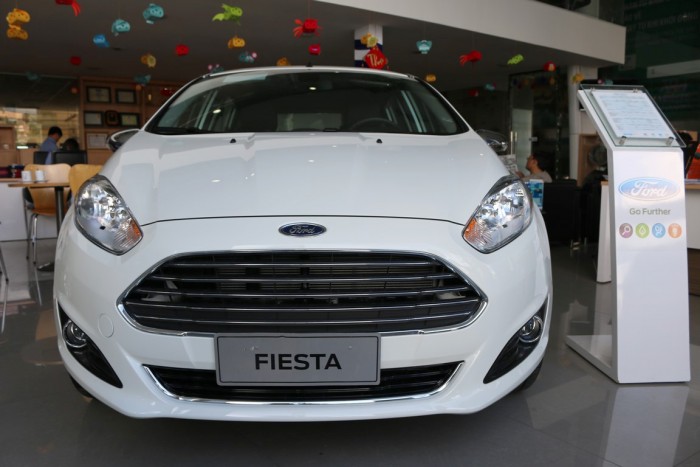 Bán Ford Fiesta Sport, giao ngay, đủ màu, 535 triệu