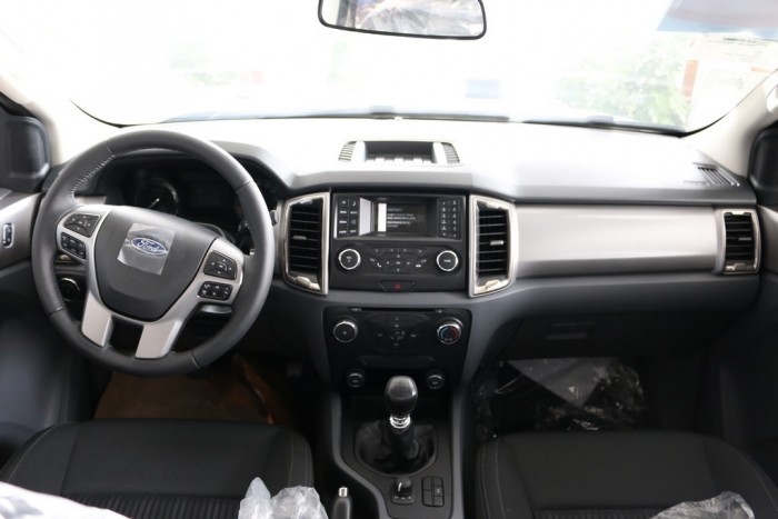 Bán Ford Ranger XLT 2.2MT, hai cầu, 790 triệu