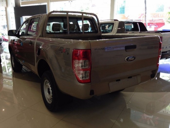 Bán Ford  Ranger 2016 XL 2.2MT, hai cầu, 585 triệu