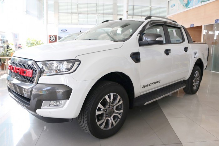 Bán Ford Ranger Wildtrack 3.2AT, 880 triệu, giao ngay, đủ màu