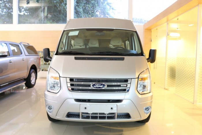 Bán Ford Transit 16 chỗ bản cao cấp, 880 triệu, giao xe ngay