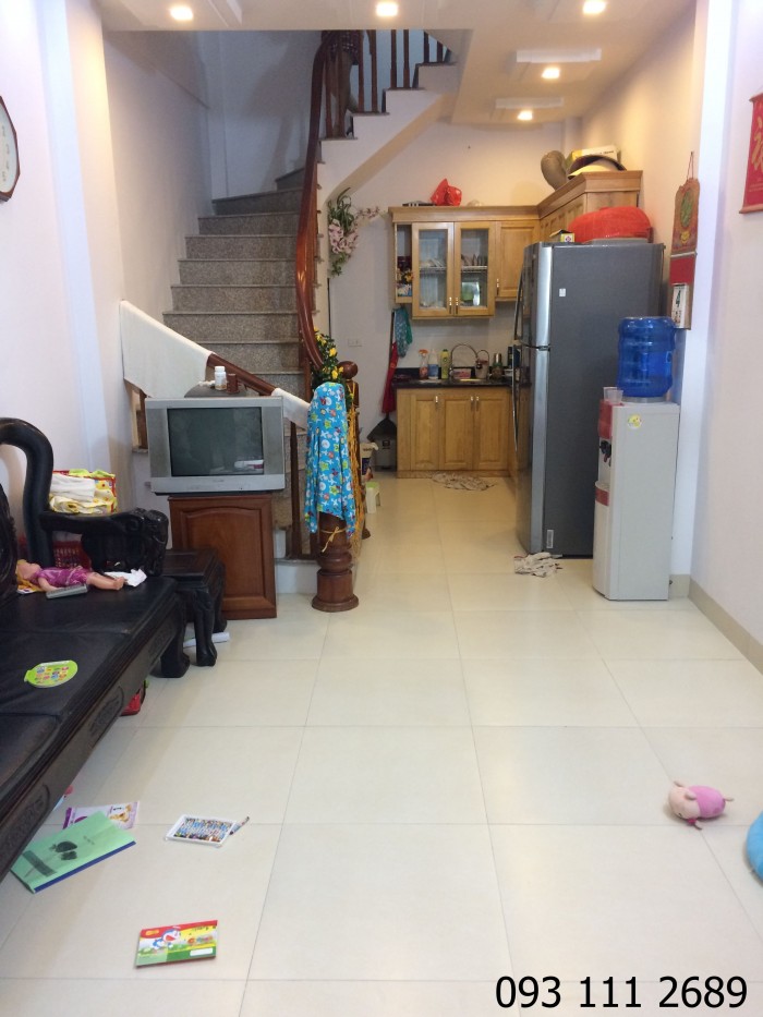 Bán nhà riêng Triều Khúc.32m2.5,5 tầng.hướng ĐB.ngõ 2,5m thông.gần đường ô tô.
