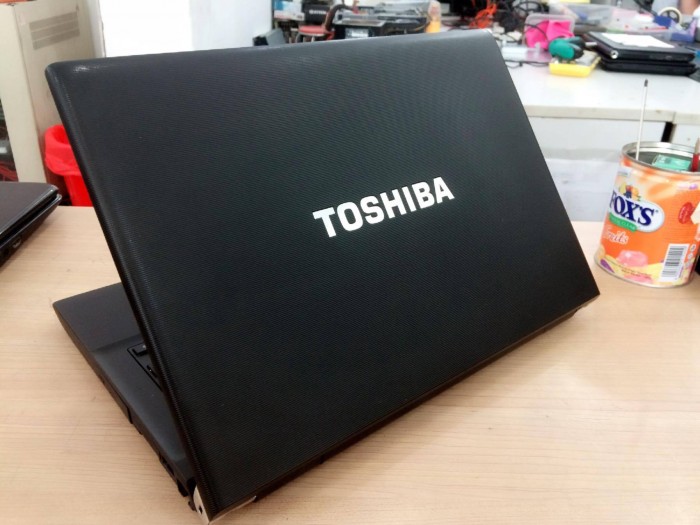 => Máy tính Toshiba.
✅ Intel Core i5
✅ Ram 4GB , 
✅ HDD 500GB 
✅ Màn hình14” HD,