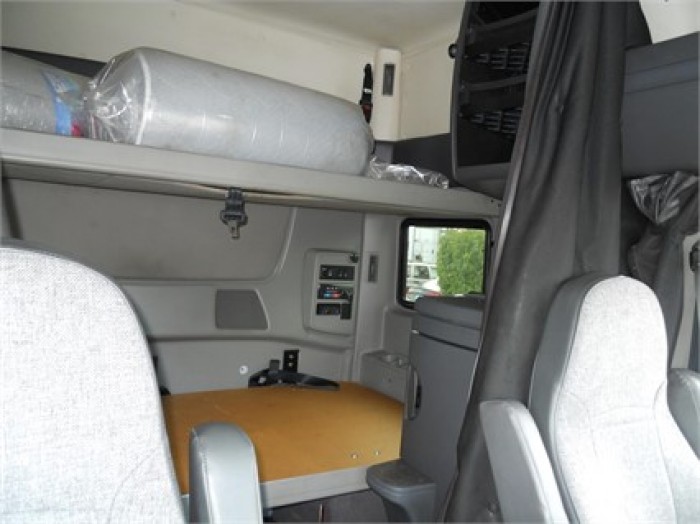 MLF CO.,LTD BÁN 6 XE INTERNATIONAL MODEL 2013 MỚI 90%.