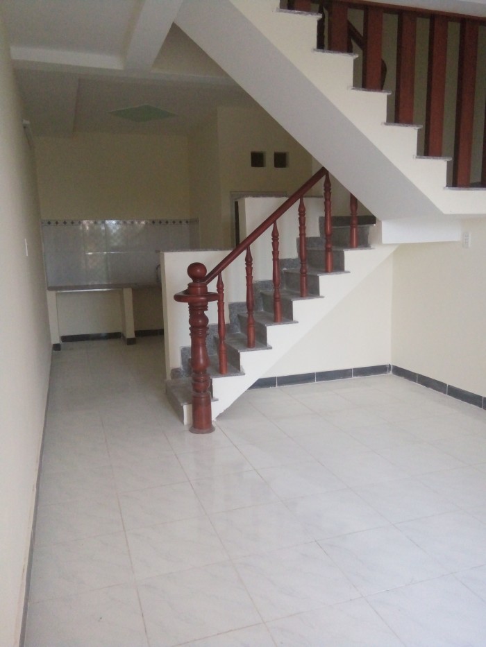 Nhà phố 30m2,2PN,1 PK,Phan Văn Hớn ,HM