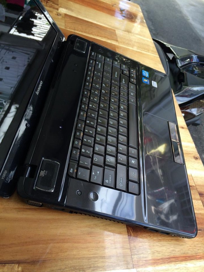 Laptop Gaming Lenovo Y560p, i7 - 2630QM, 4G, 750G, vga 1G, giá rẻ