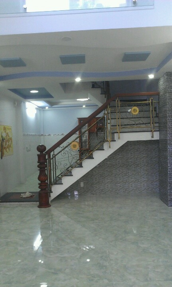 Nhà hẽm gần Hạnh Thông Tây cần bán gấp