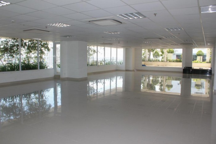 Cho thuê nhà mặt phố đường Hà Huy Giáp, P.Thạnh Lộc, Quận 12, DT: 30x70m, diện tích: 2200m2, giá: 150.000.000đ