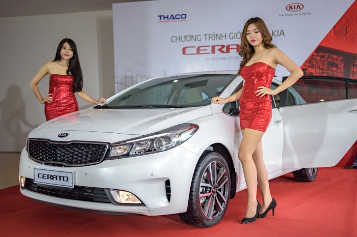 Kia Quảng Ninh khuyến mại đặc biệt cho Kia Cerato 2017 tháng 2, giá chỉ còn 633trd