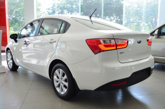 Kia Rio - nguyên bản nhập từ Hàn Quốc - ưu đãi giá sàn tốt nhất cho khách hàng tại Quảng Ninh