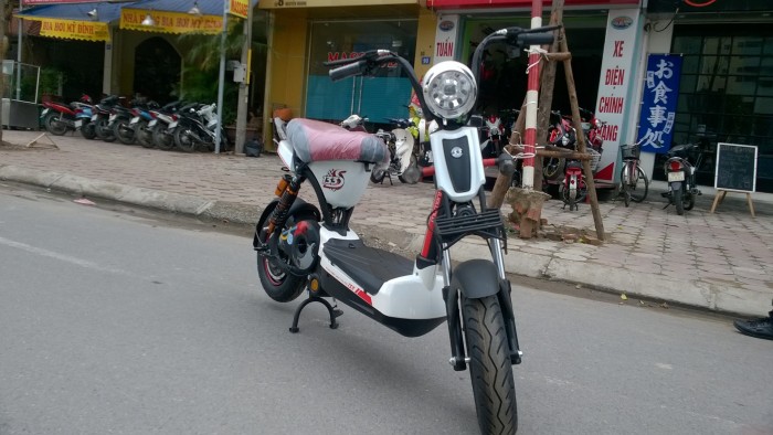 Xe giant m133 ( xe bò điên)