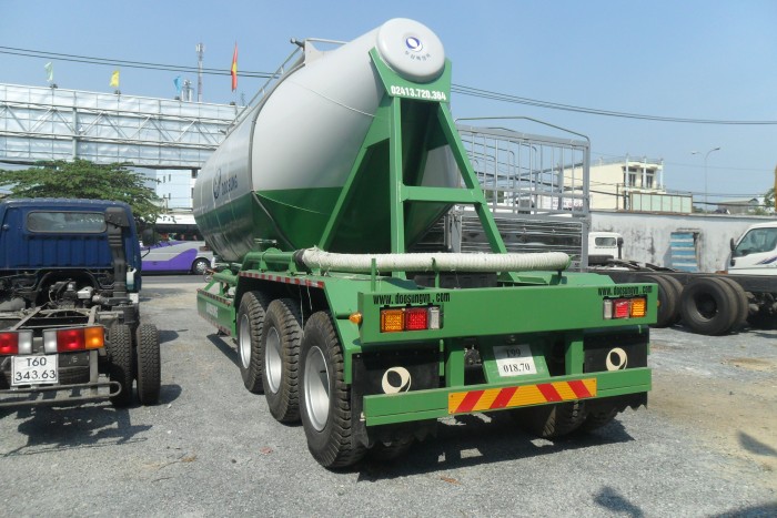 Rơ moóc Doosung chở xi măng rời 33 tấn, giao xe toàn Quốc