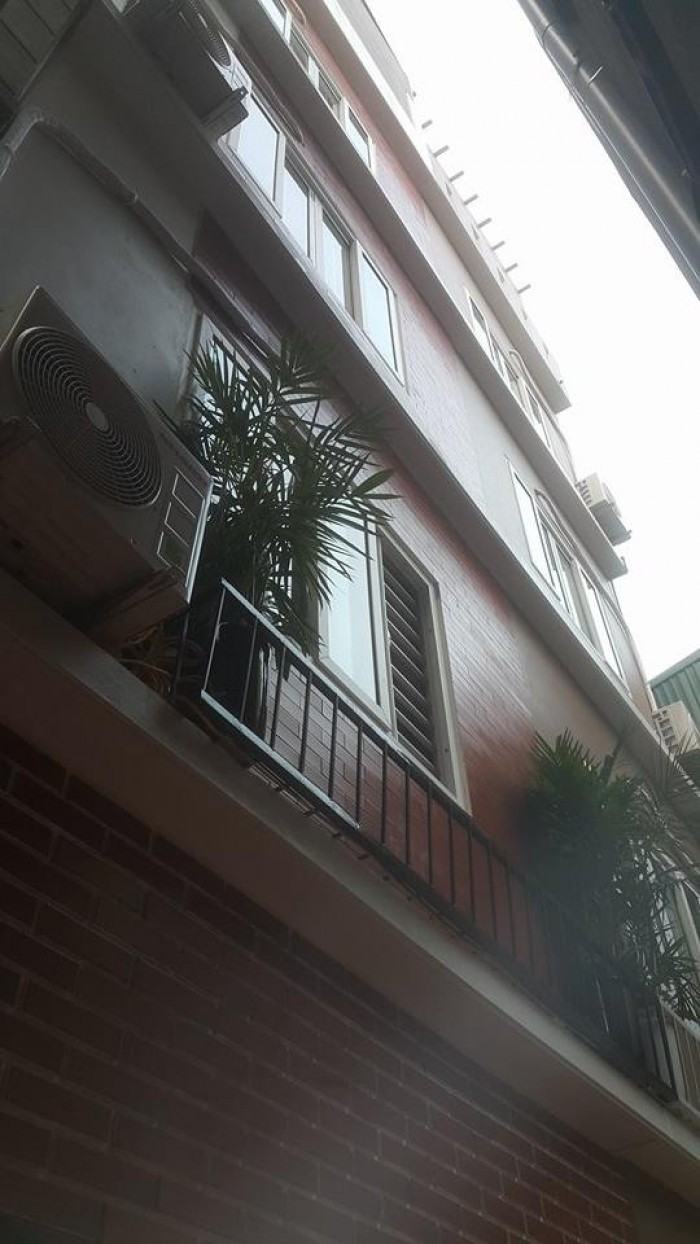 Bán nhà ngõ, Cầu Giấy 79 Dương Quảng Hàm 45m2 x6 tầng giá 4.4 tỷ