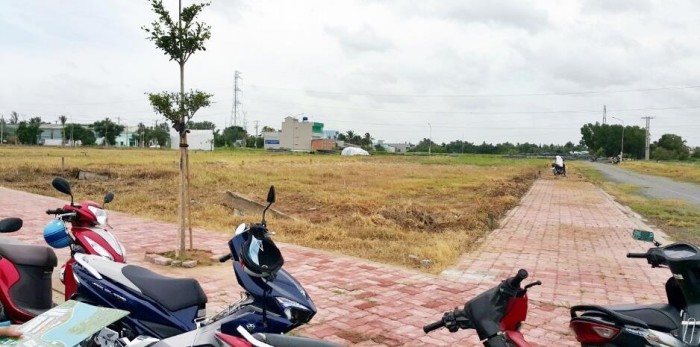 Thanh lý lô đất dự án đã có sổ hồng mặt tiền đường gần chợ Bình Chánh