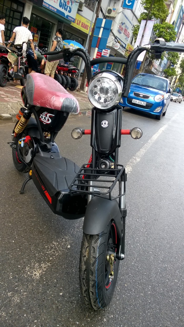 Xe bò điên, giant m133, 133s
